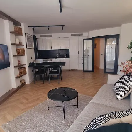 Luxe Appartement In Het Centrum Van Malaga Met Gratis Parkeerplek! Exterior photo